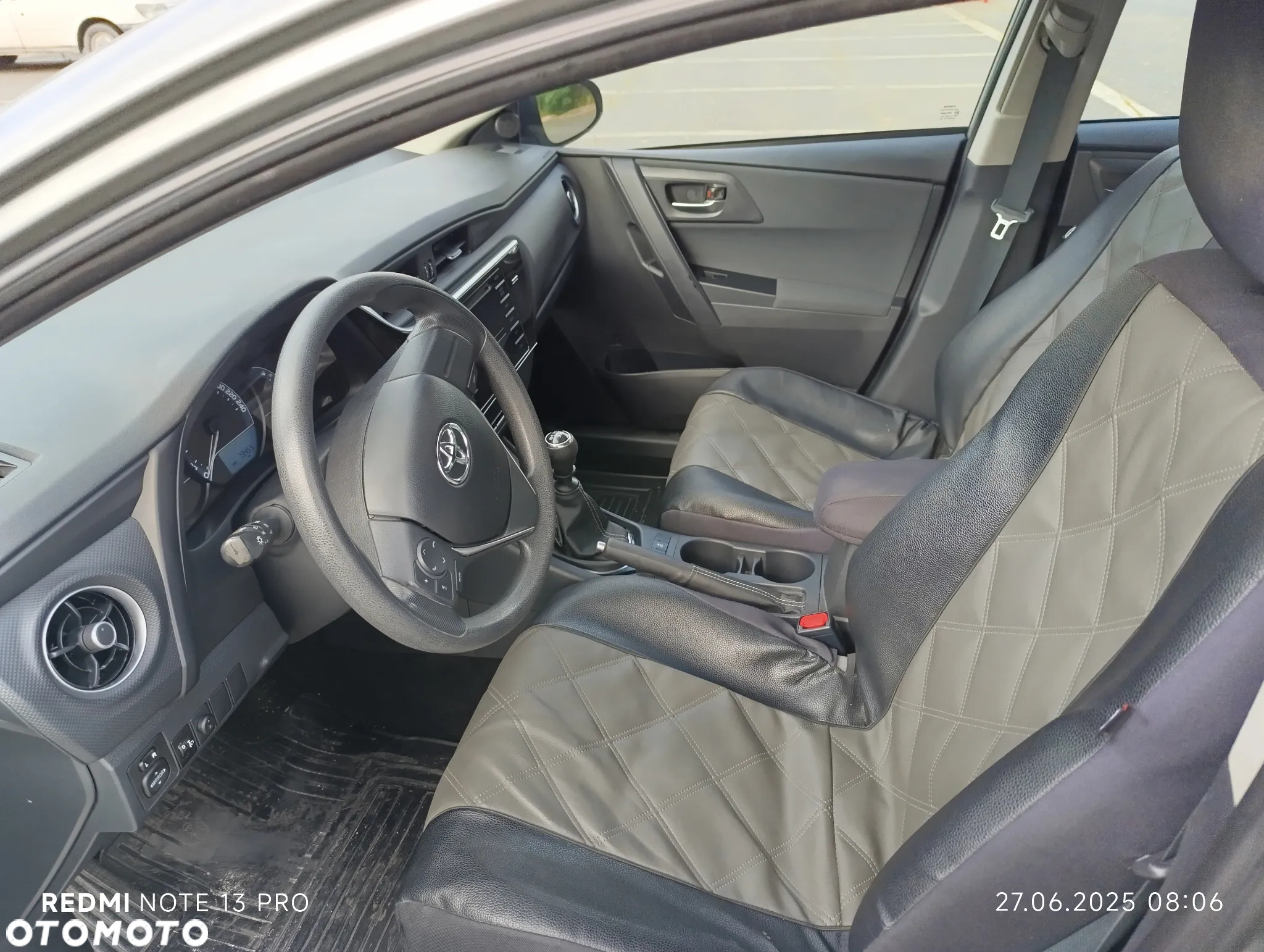 Toyota Auris 1.6 Active - 9