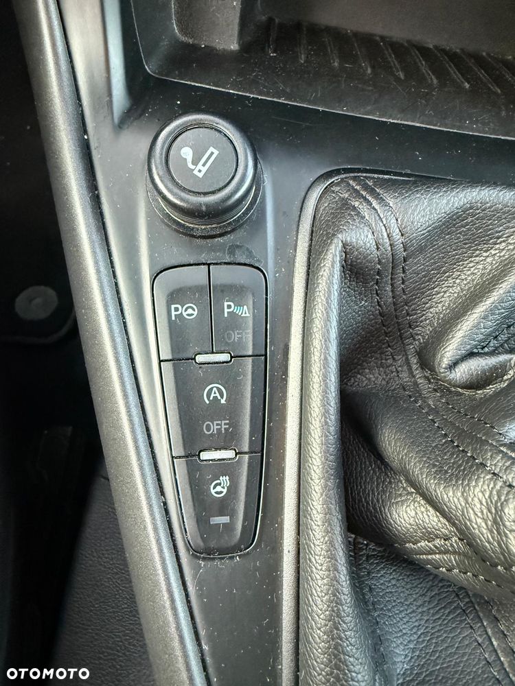 Ford Focus 1.5 EcoBoost ST-Line - 10