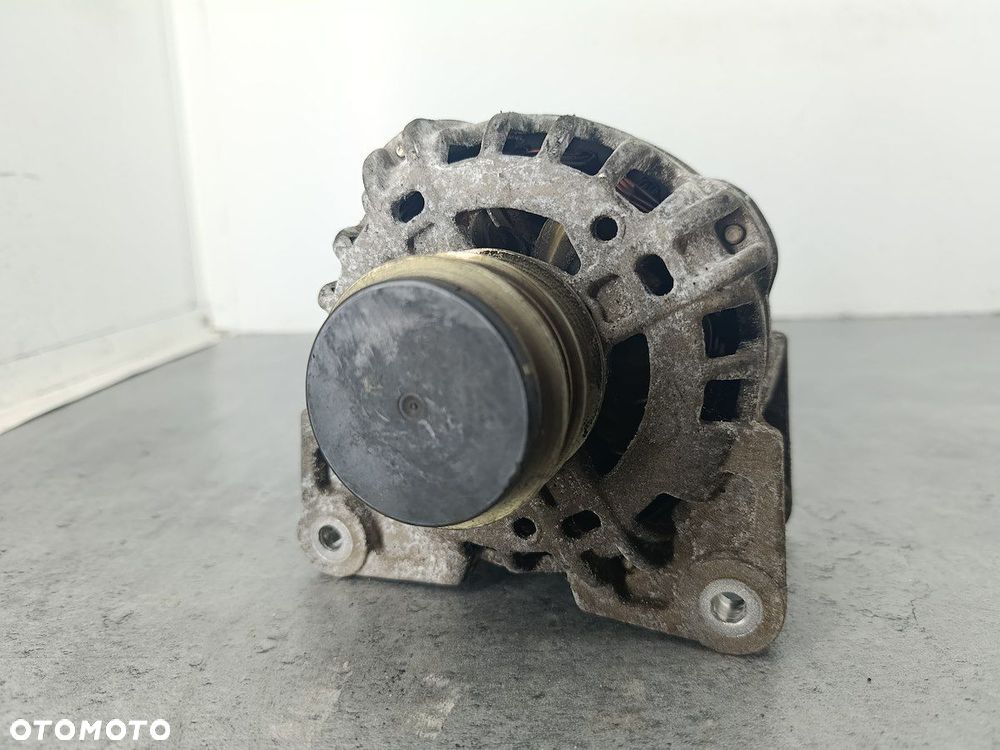 ALTERNATOR DACIA SANDERO II 231008386R BOSCH - 6