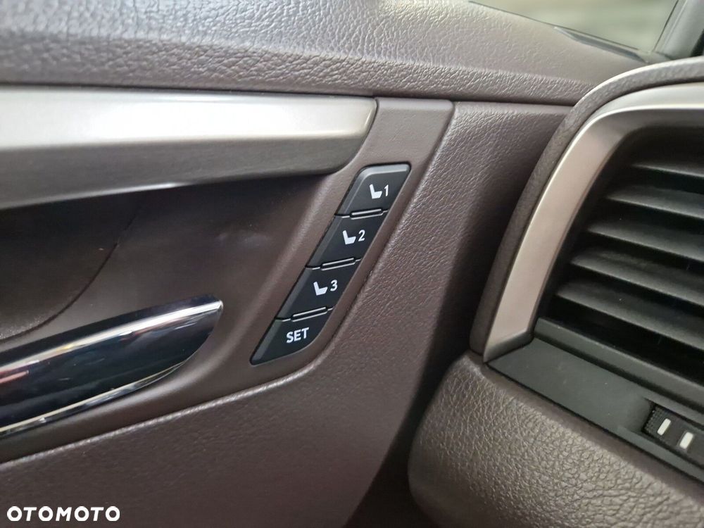 Lexus RX 200t / 300 Elegance MY19 - 24