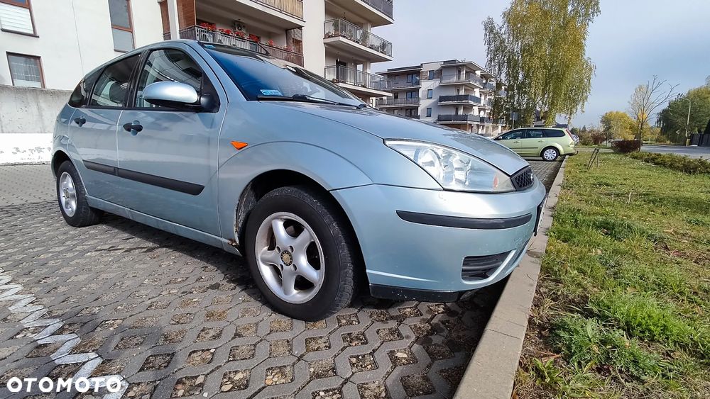 Ford Focus 1.6 Comfort - 12