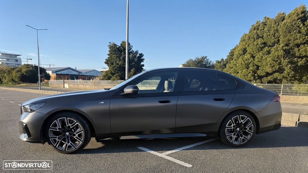BMW 520 d Pack Desportivo M Pro - 5