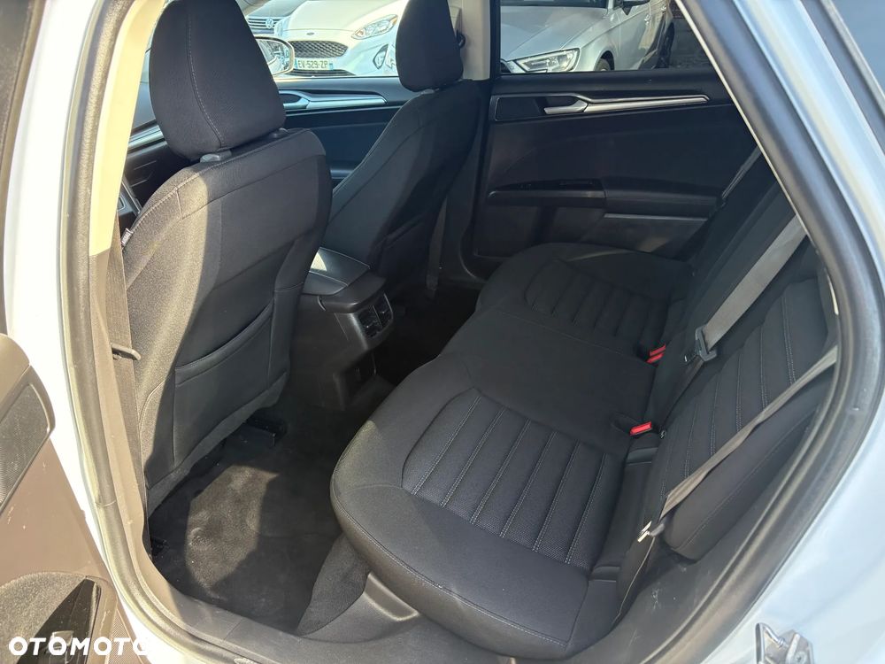 Ford Mondeo 2.0 EcoBlue Business Edition - 21