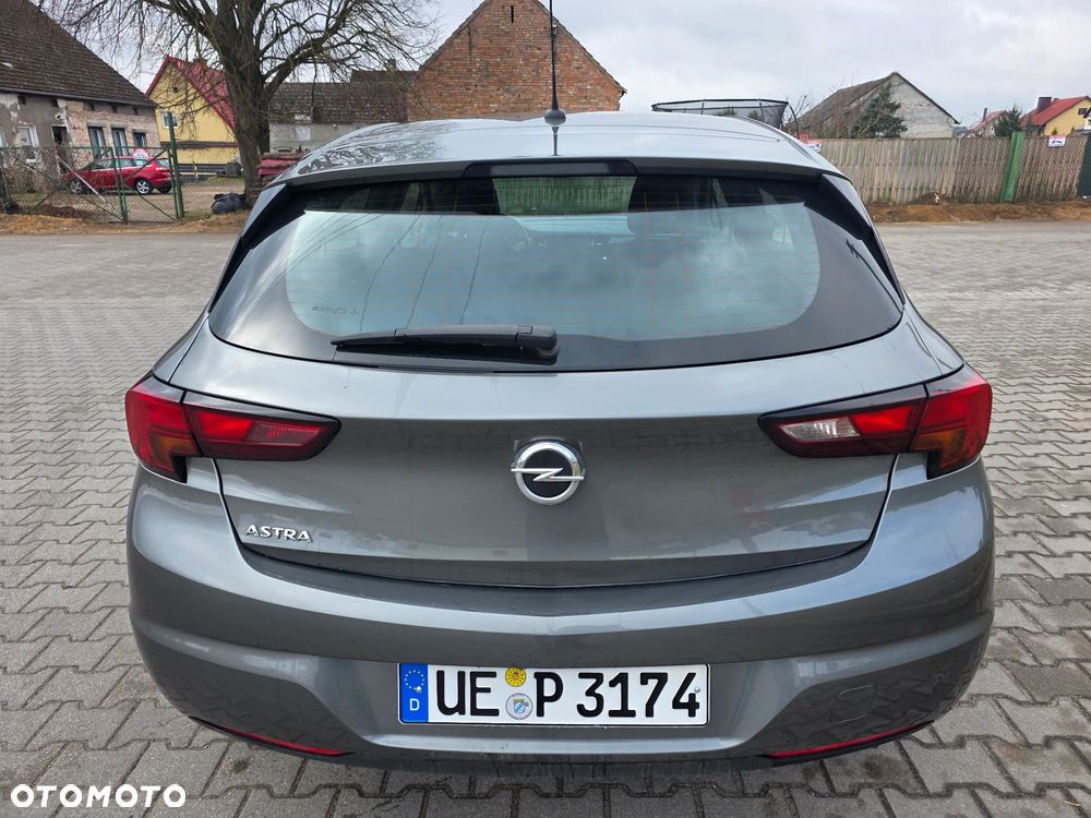 Opel Astra - 4