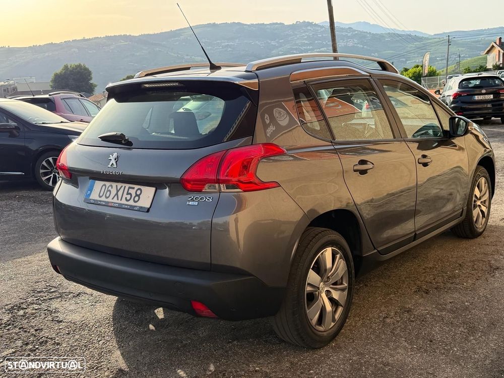 Peugeot 2008 1.6 e-HDi Allure - 10