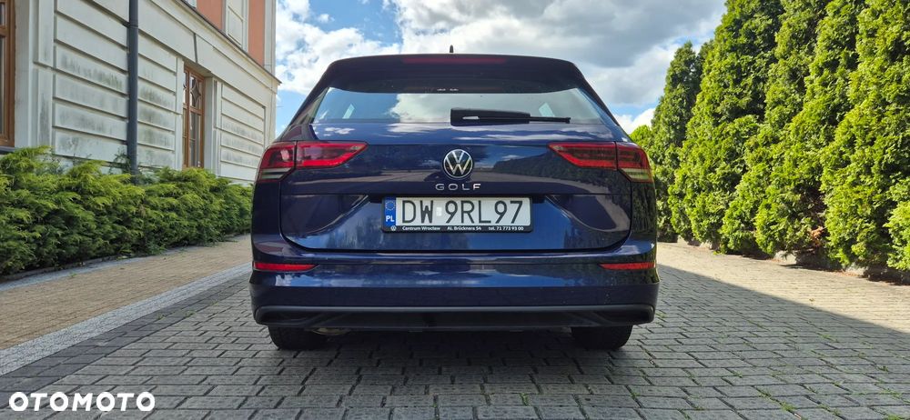 Volkswagen Golf Variant - 11