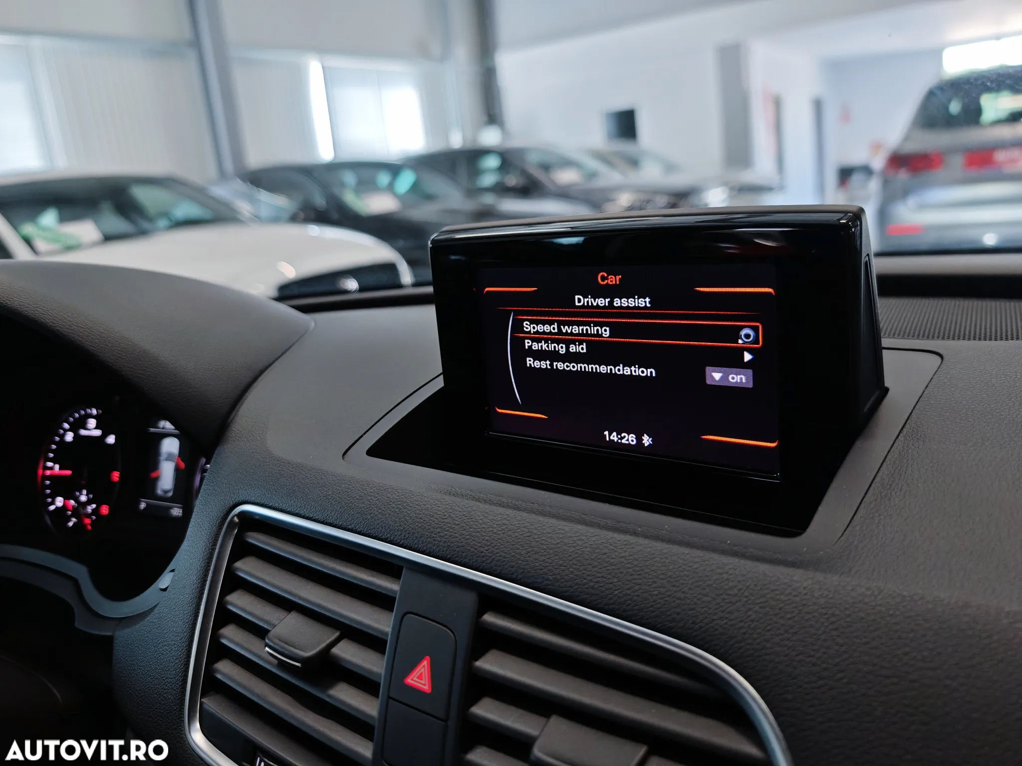 Audi Q3 2.0 35 TDI S tronic - 16