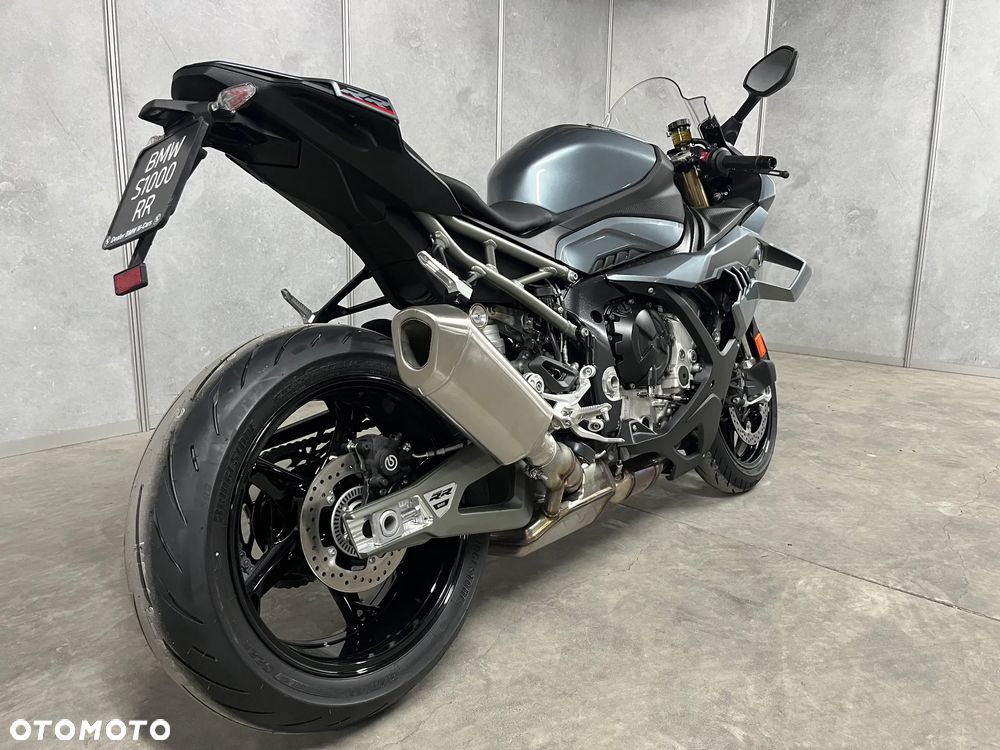 BMW S - 2