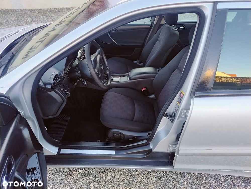 Mercedes-Benz Klasa C 200 CDI Automatik Classic - 12