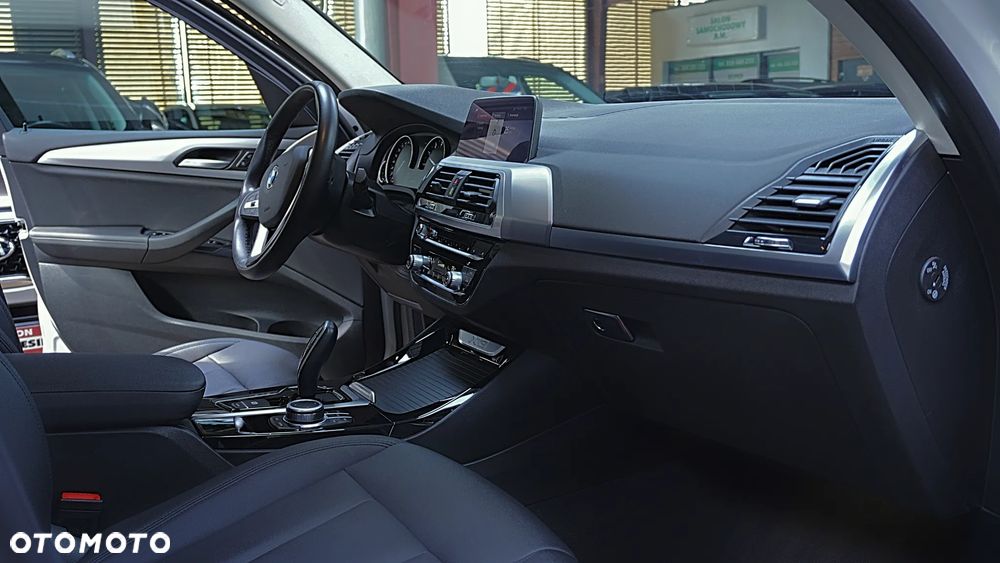 BMW X3 - 16