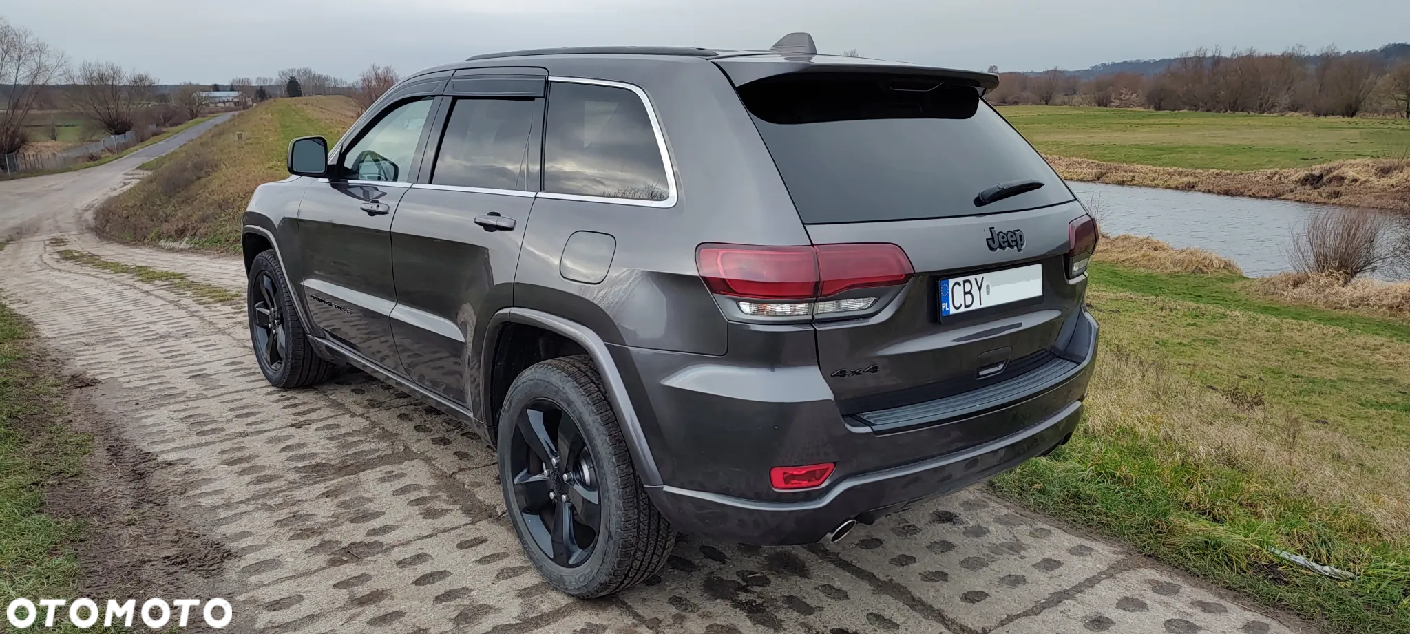 Jeep Grand Cherokee - 7