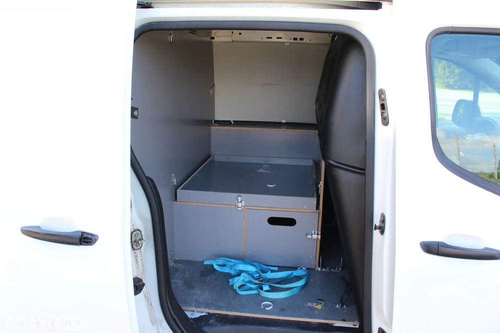 Peugeot Partner - 15