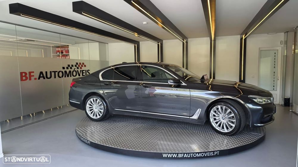BMW 730 d - 10