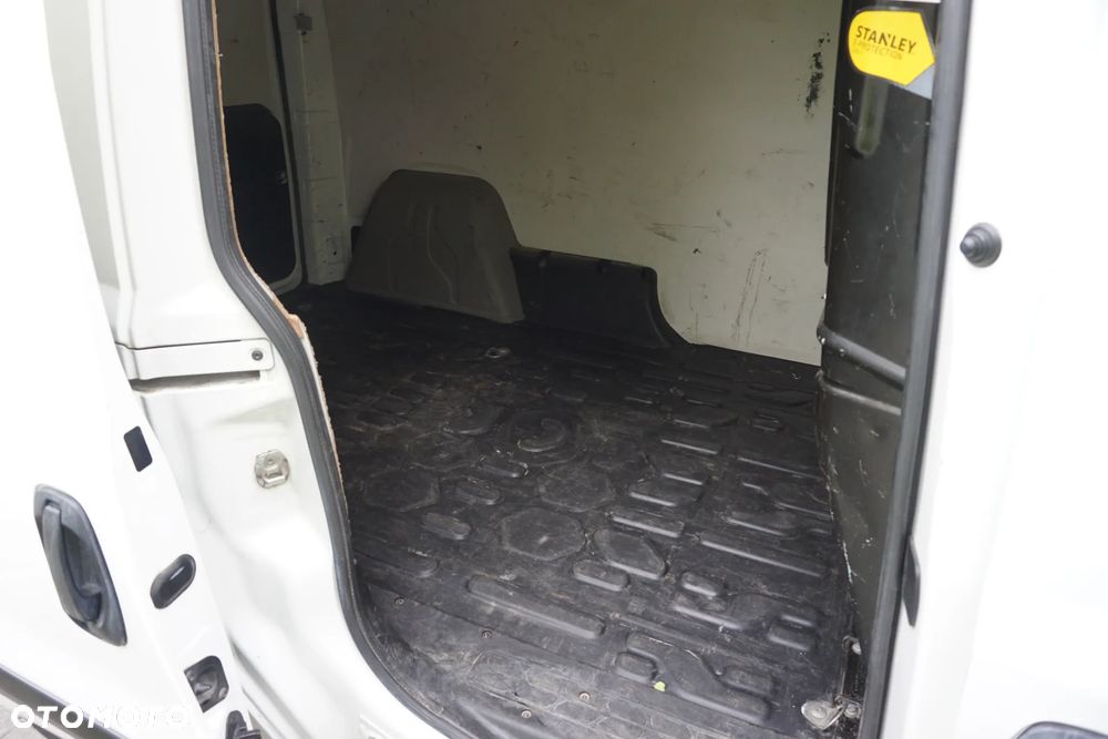 Opel COMBO - 15