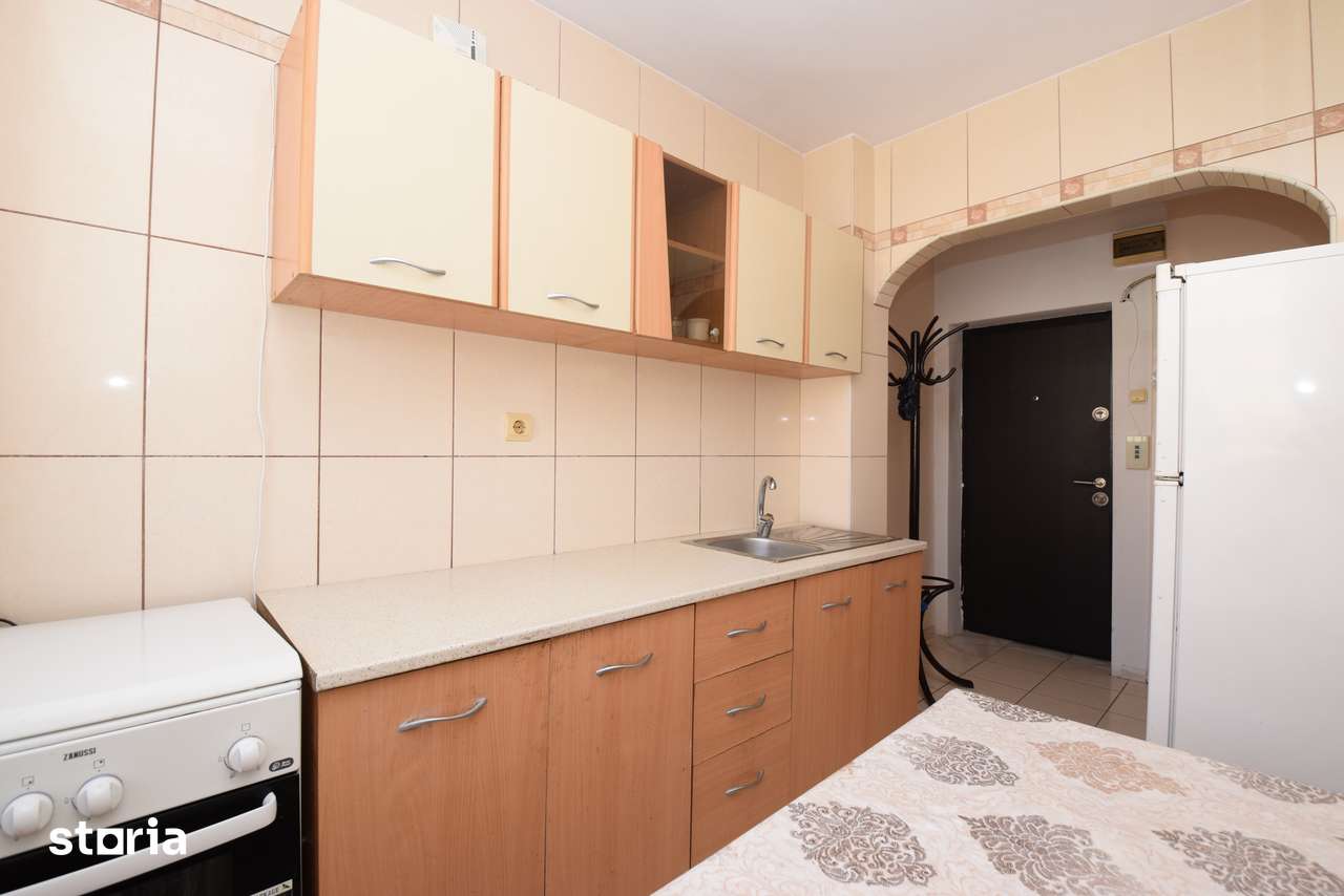 Apartament cu 3 camere, Piața Miniș - Titan — fotografia 3