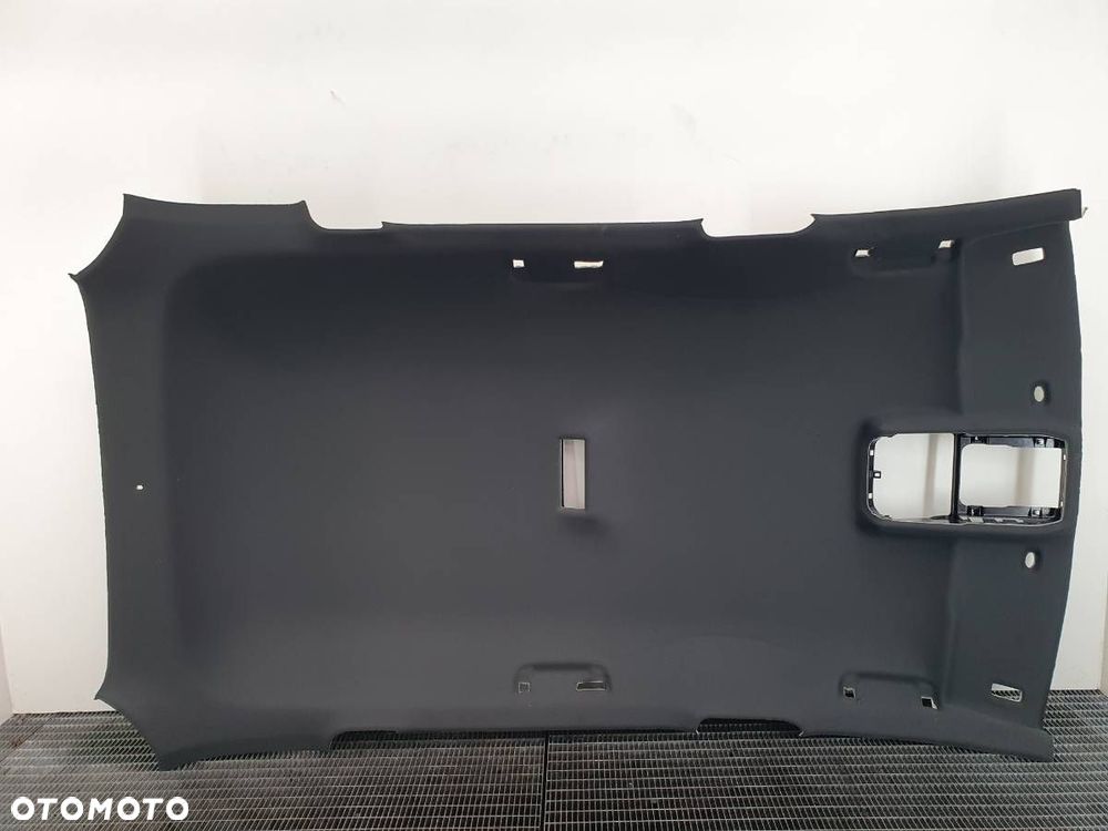 PODSUFITKA CZARNA SKODA OCTAVIA IV KOMBI 2023 EUROPA - 1
