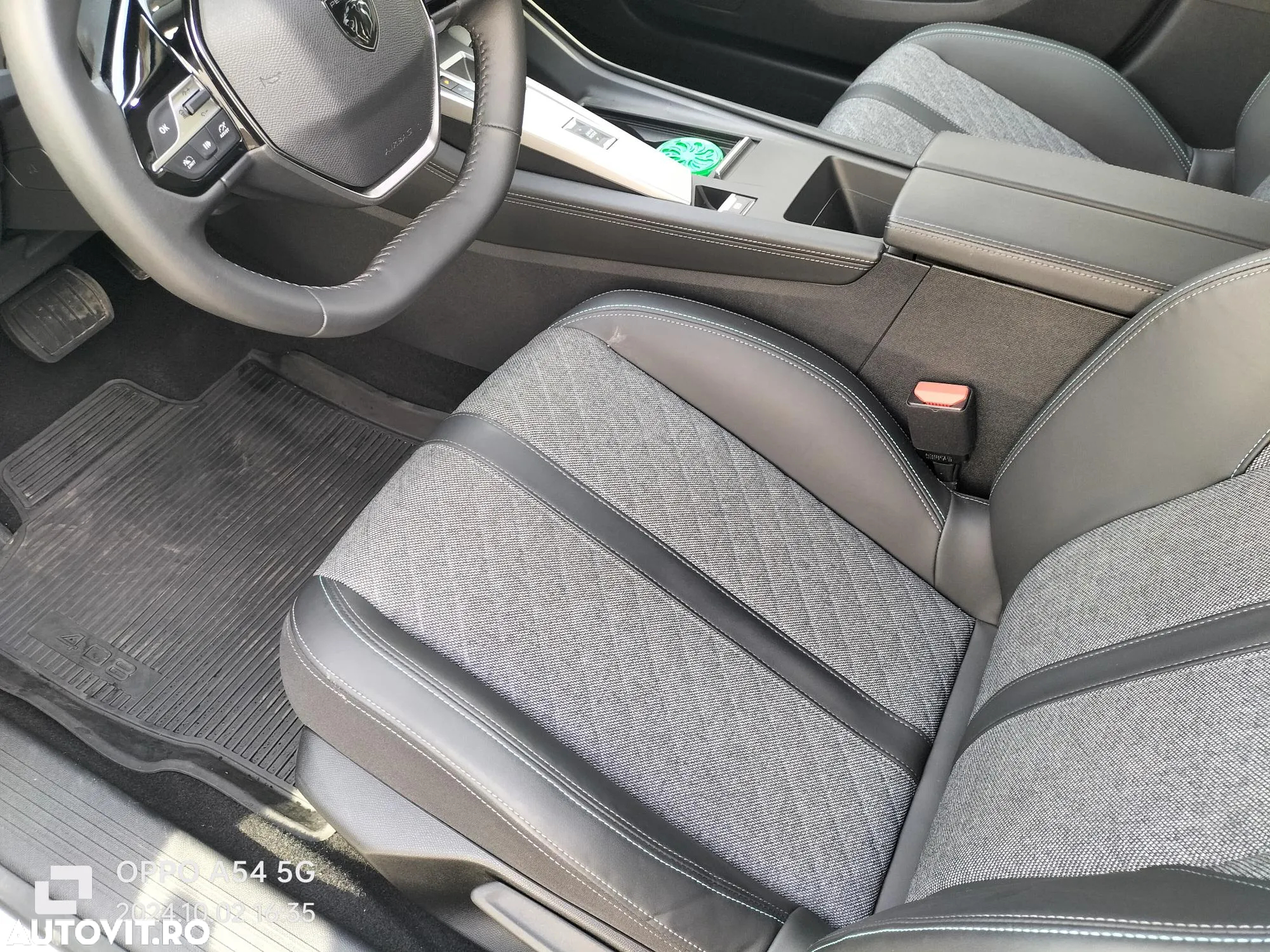 Peugeot 408 PHEV 180 Allure Pack - 27