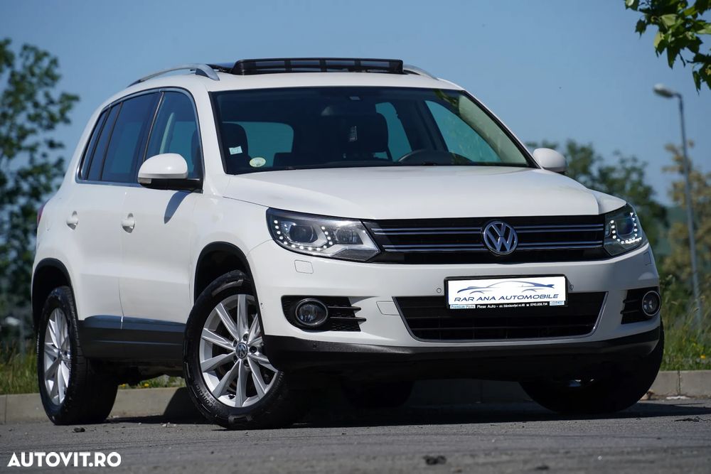 Volkswagen Tiguan - 1