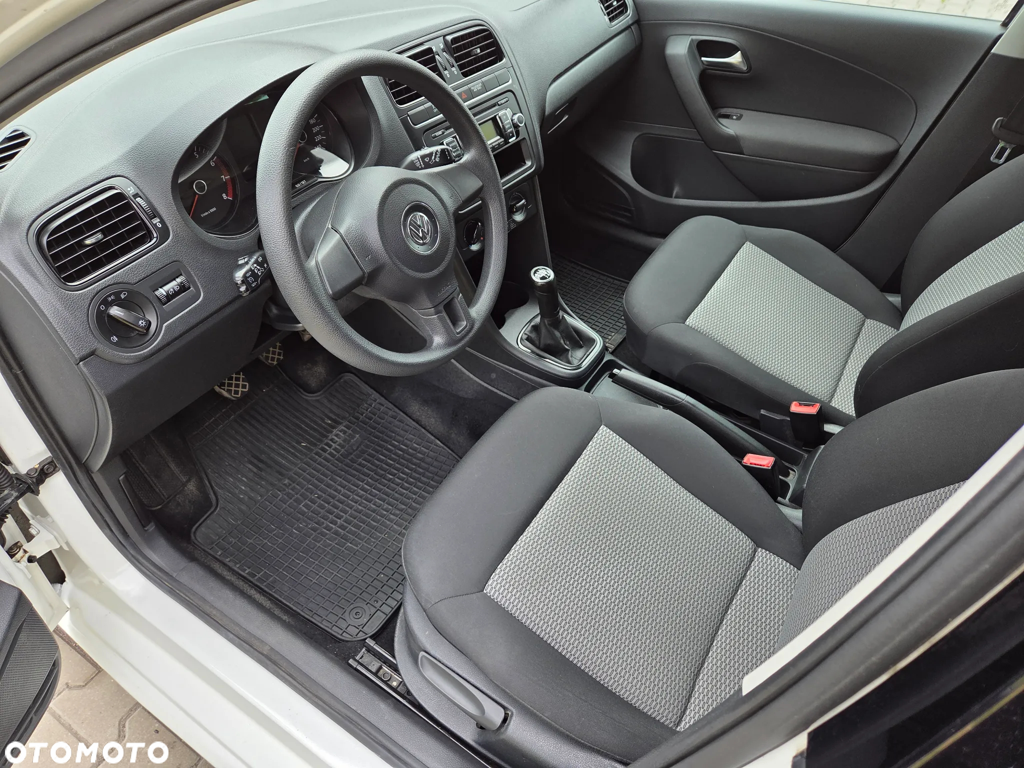 Volkswagen Polo 1.2 Entry - 11