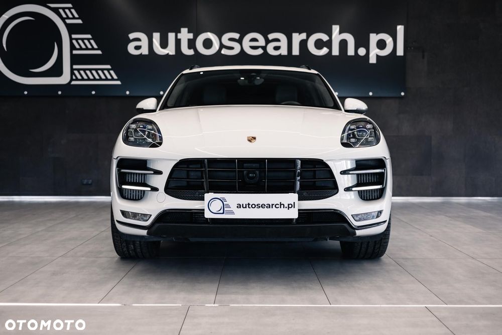 Porsche Macan Turbo - 3