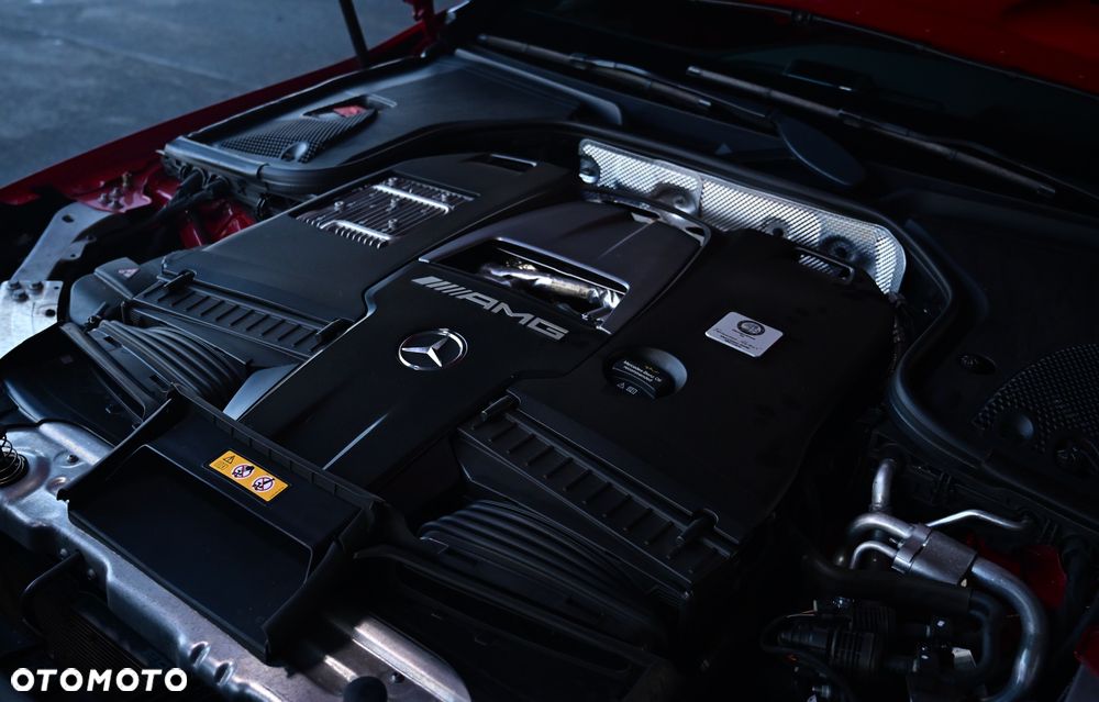 Mercedes-Benz AMG GT 63 S 4Matic+ Speedshift MCT 9G - 37