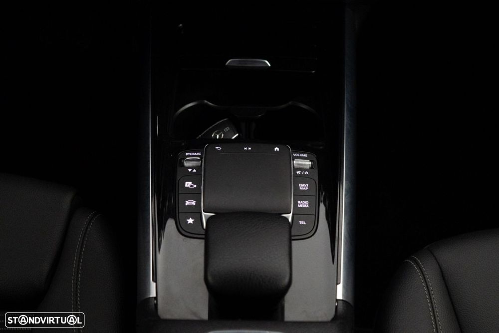 Mercedes-Benz GLA 250 e Progressive - 25