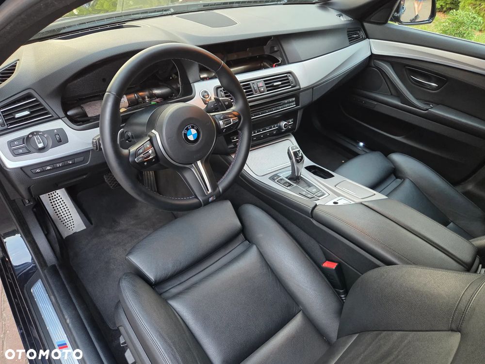 BMW Seria 5 530d xDrive Luxury Line - 15