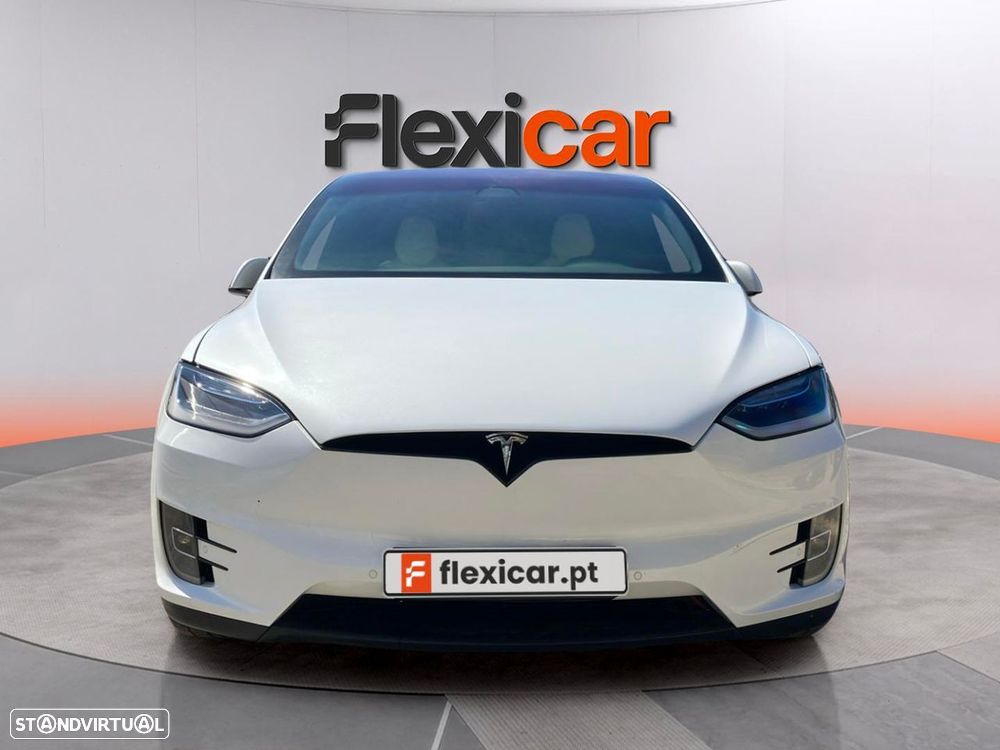 Tesla Model X 2018 photo 2