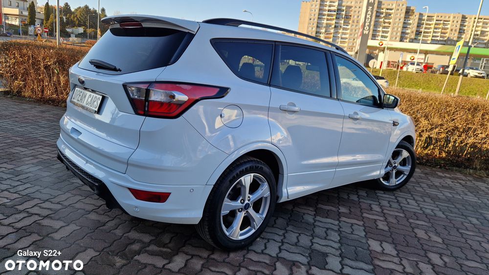 Ford Kuga 1.5 EcoBoost 2x4 ST-Line - 6