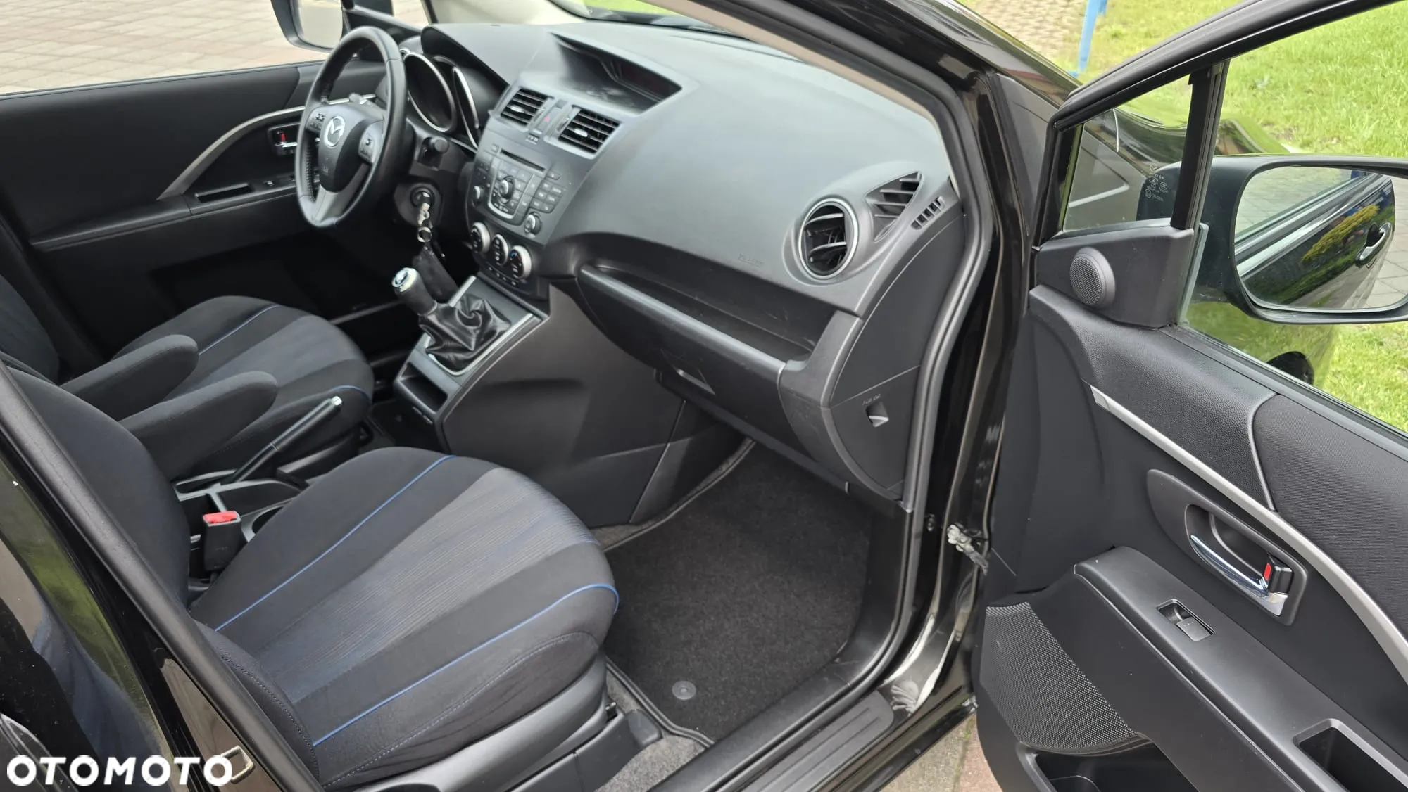 Mazda 5 - 24