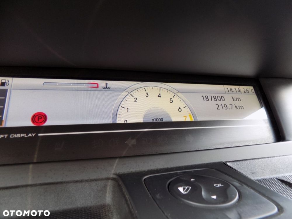 Renault Scenic - 10