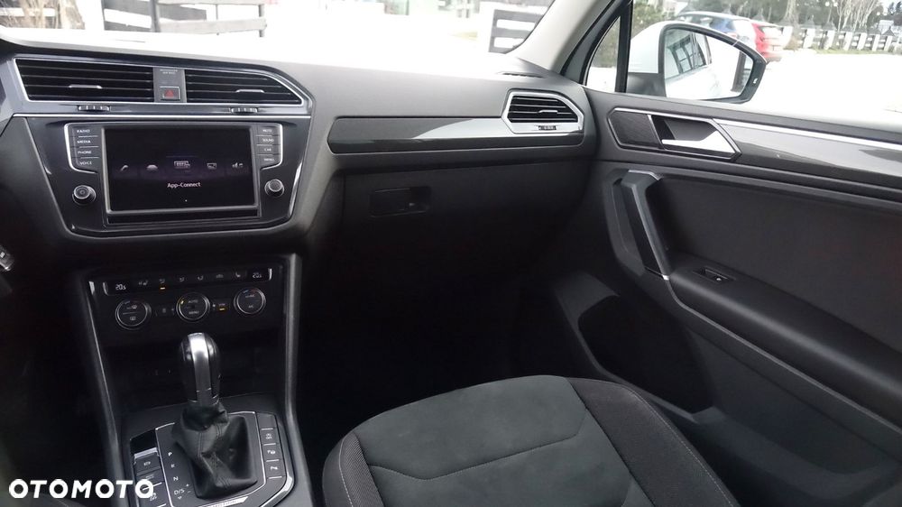 Volkswagen Tiguan - 34