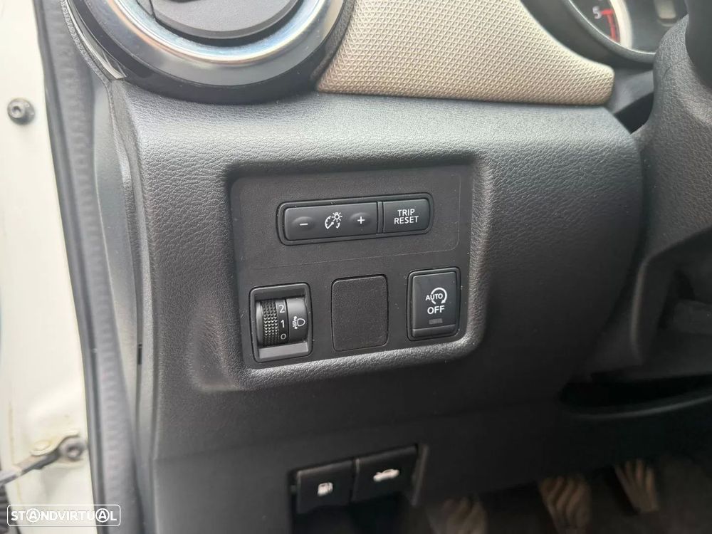 Nissan Micra 1.5 dCi N-Connecta S/S - 6