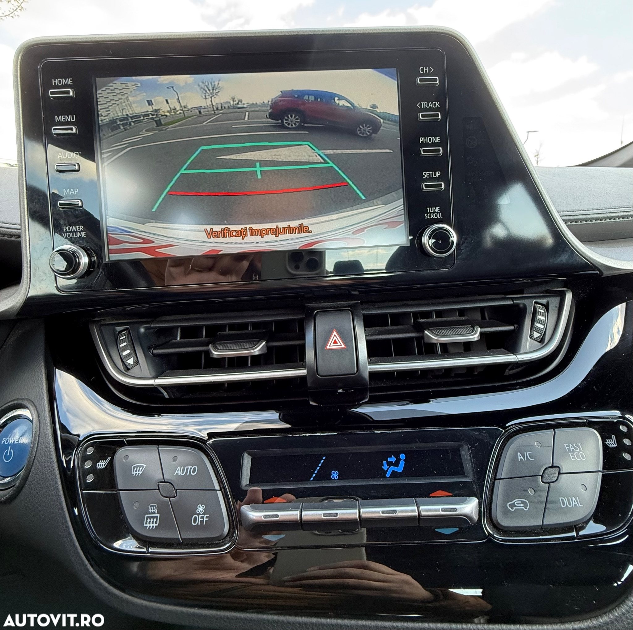 Toyota C-HR 1.8 Hybrid Business Edition - 16