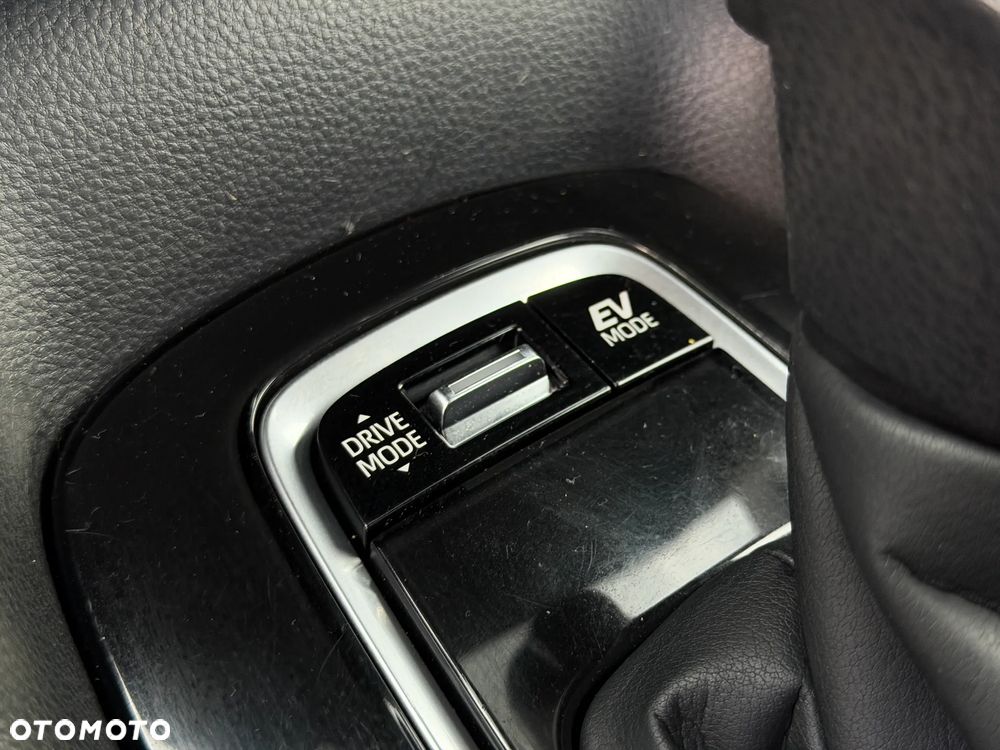 Toyota Corolla 1.8 Hybrid Comfort - 19