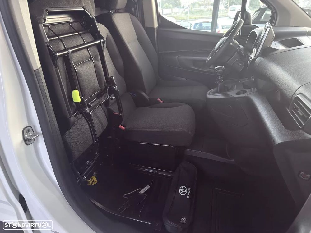 Toyota proace city exclusive - 9