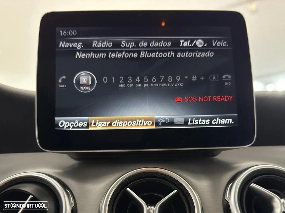 Mercedes-Benz GLA 180 - 35