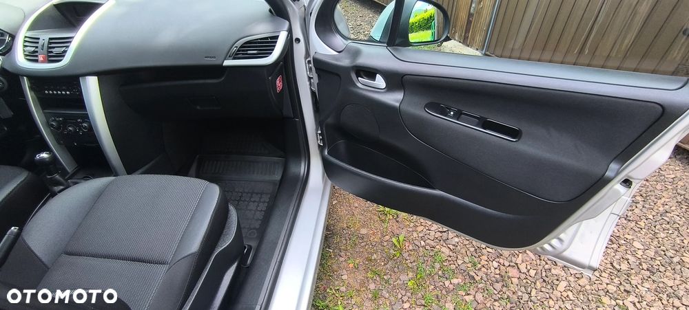 Peugeot 207 1.4 16V Trendy nICE - 38