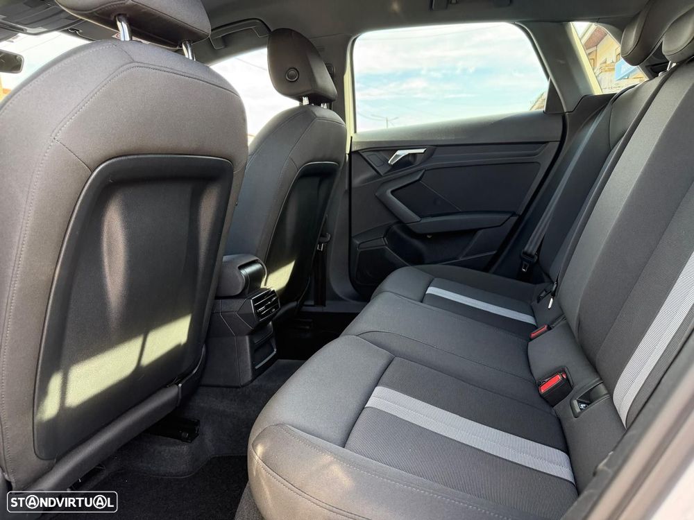 Audi A3 Sportback 30 TFSI Advanced - 11