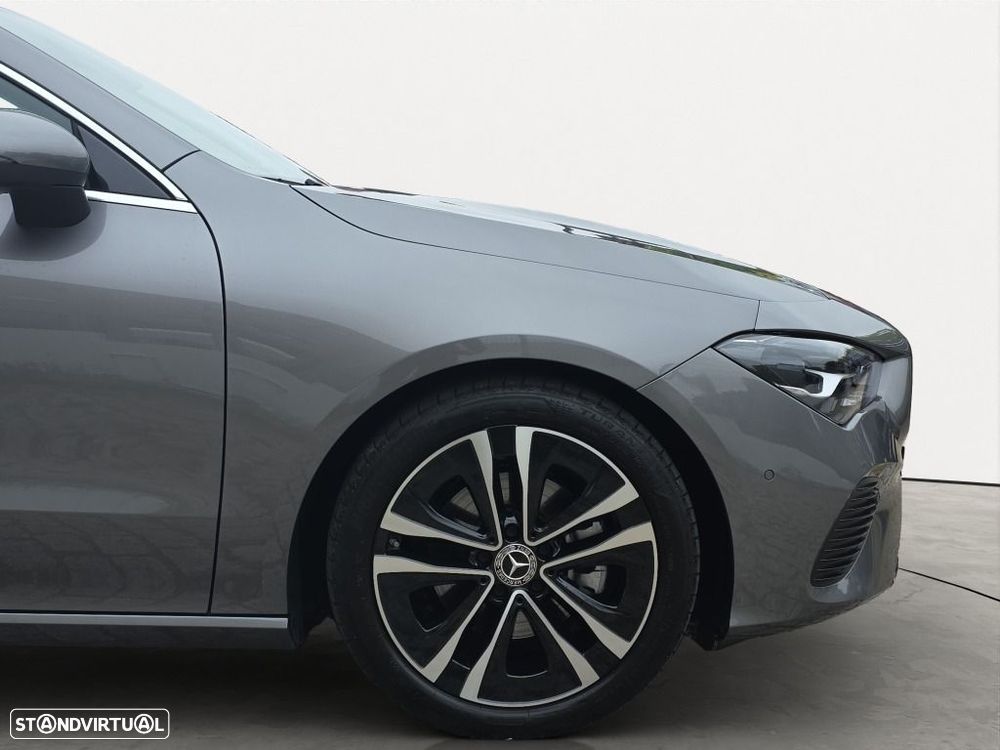 Mercedes-Benz CLA 180 - 6