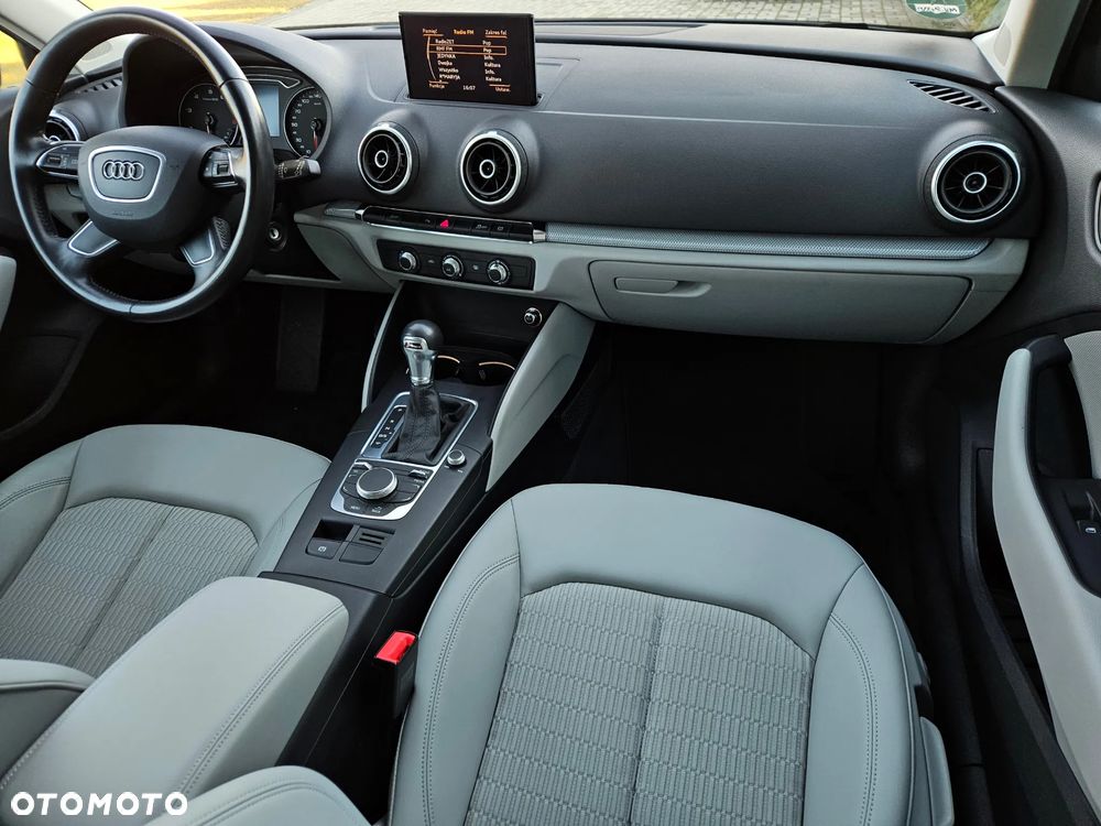 Audi A3 Sportback 1.4 TFSI S tronic Attraction - 19