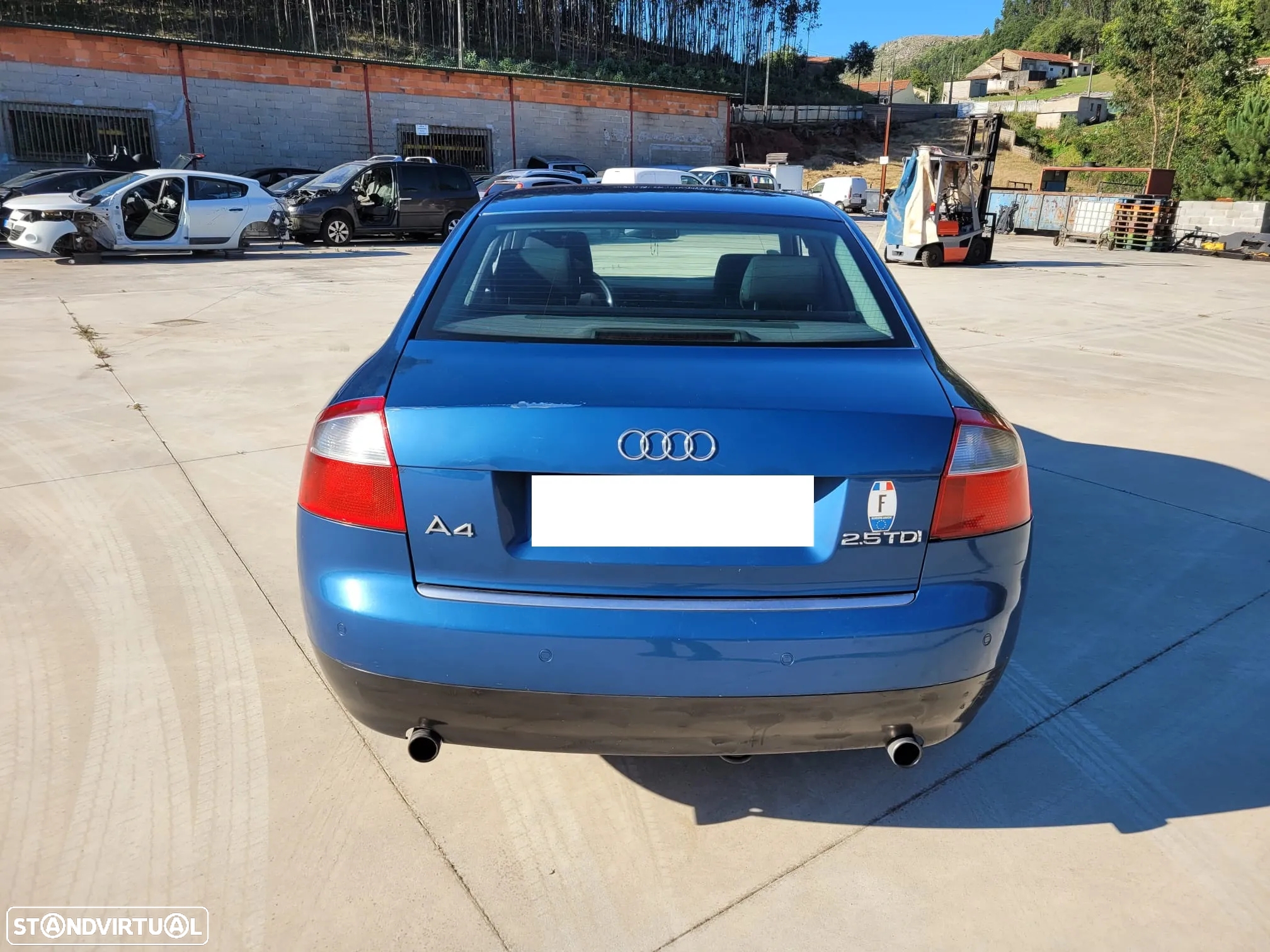 Audi A4 2.5 tdi ano 2001 - 2