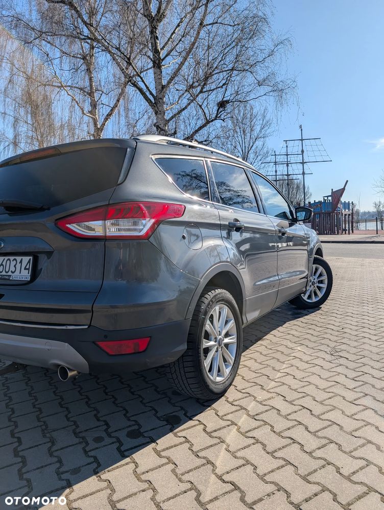 Ford Kuga 2.0 TDCi 4x4 Titanium - 4
