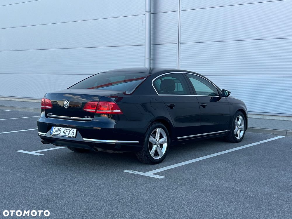 Volkswagen Passat 2.0 TDI 4Mot Highline DSG - 6