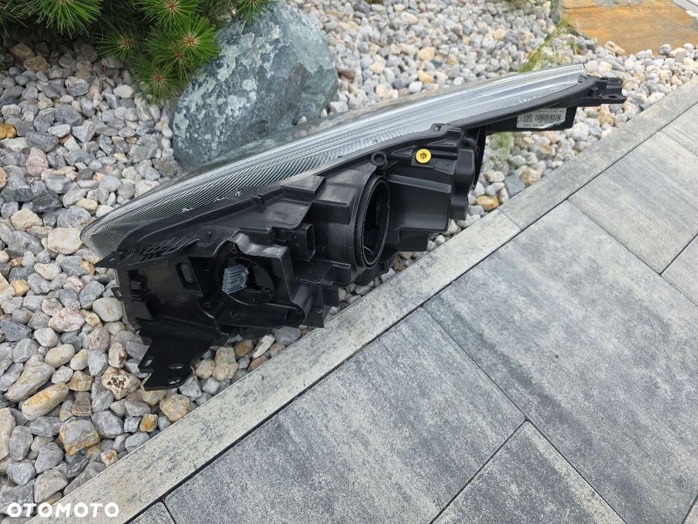 FORD KUGA II MK2 LIFT ST-LINE Lampa prawa Bi-Xenon Dynamic Led GV4113D154EH - 9