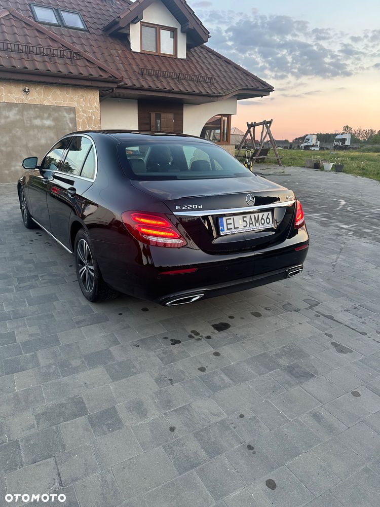 Mercedes-Benz Klasa E 220 d 4-Matic Avantgarde - 8
