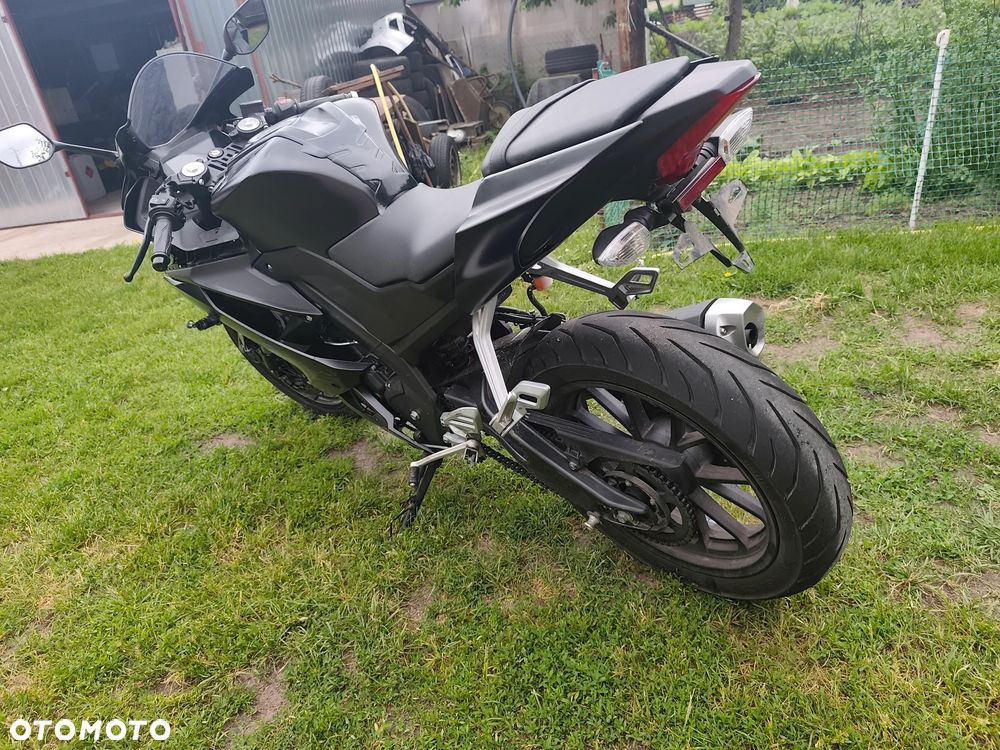 Yamaha R125 - 3