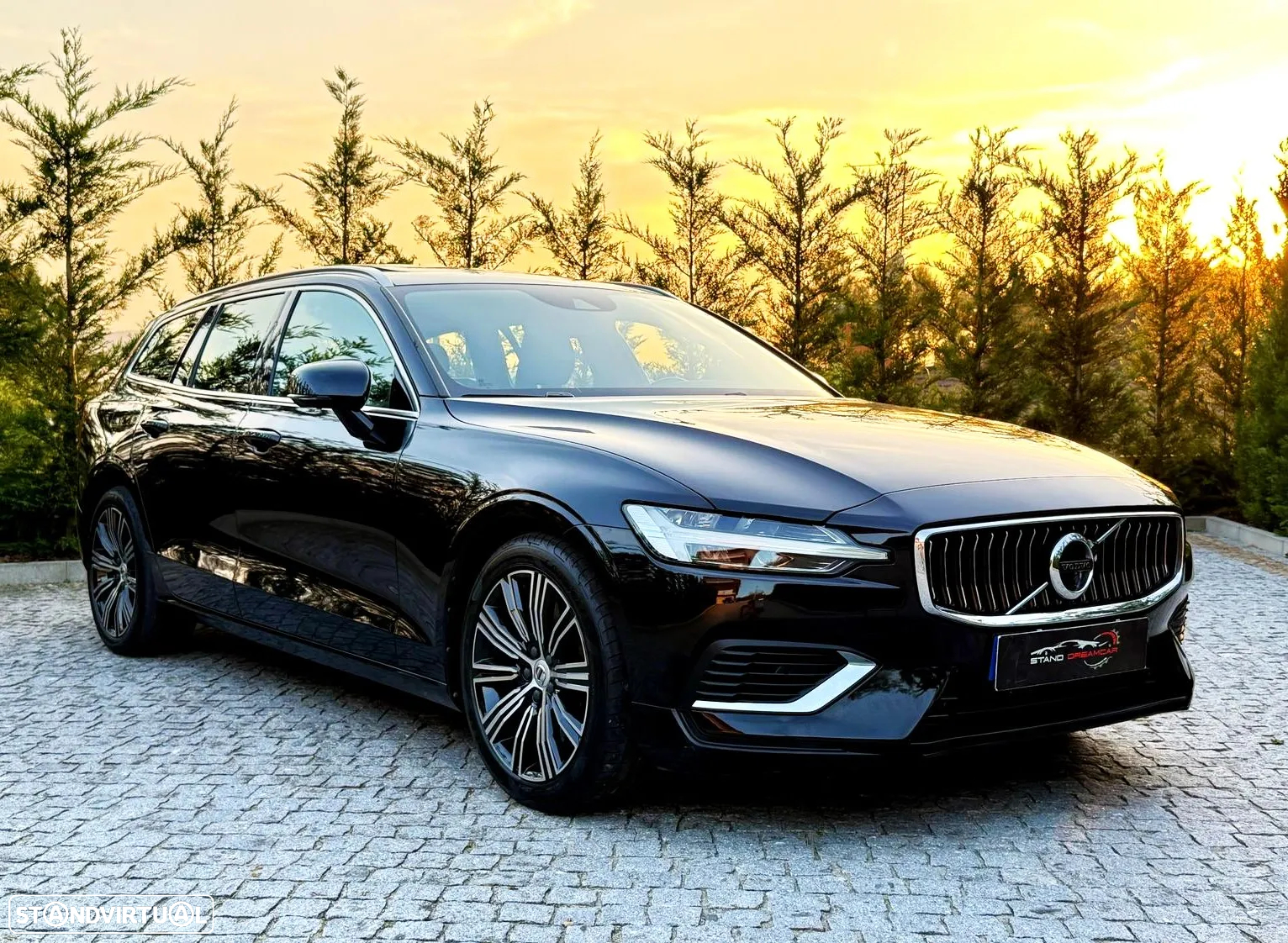 Volvo V60 2.0 T8 AWD TE Inscription Expression - 4