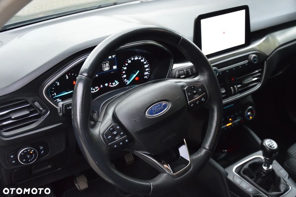 Ford Focus 2.0 EcoBlue Titanium - 10