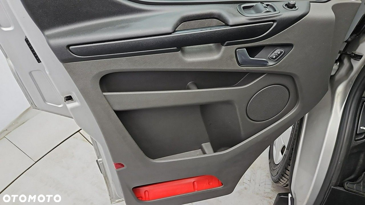 Ford Transit Custom - 10